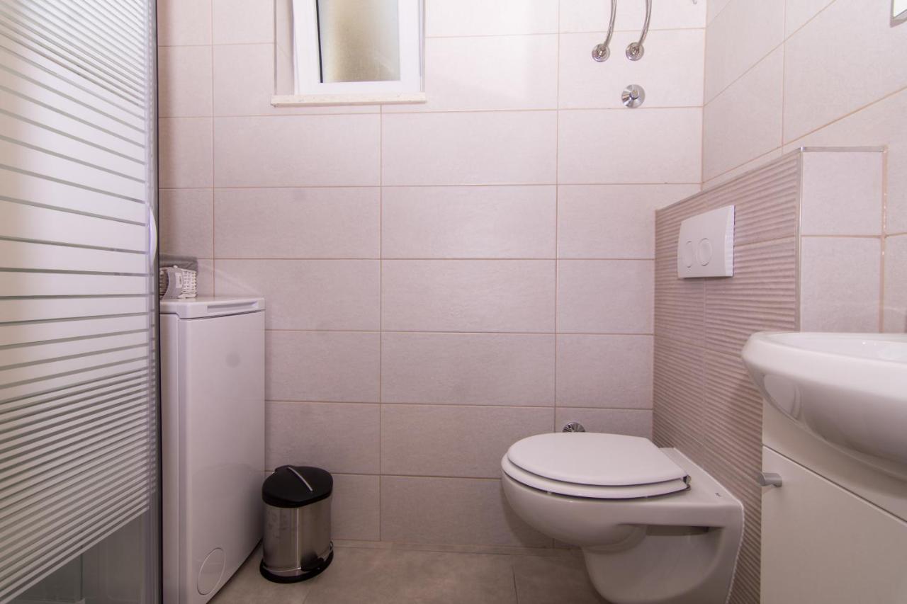 Apartmani Mlacic Donji Okrug  Exterior foto